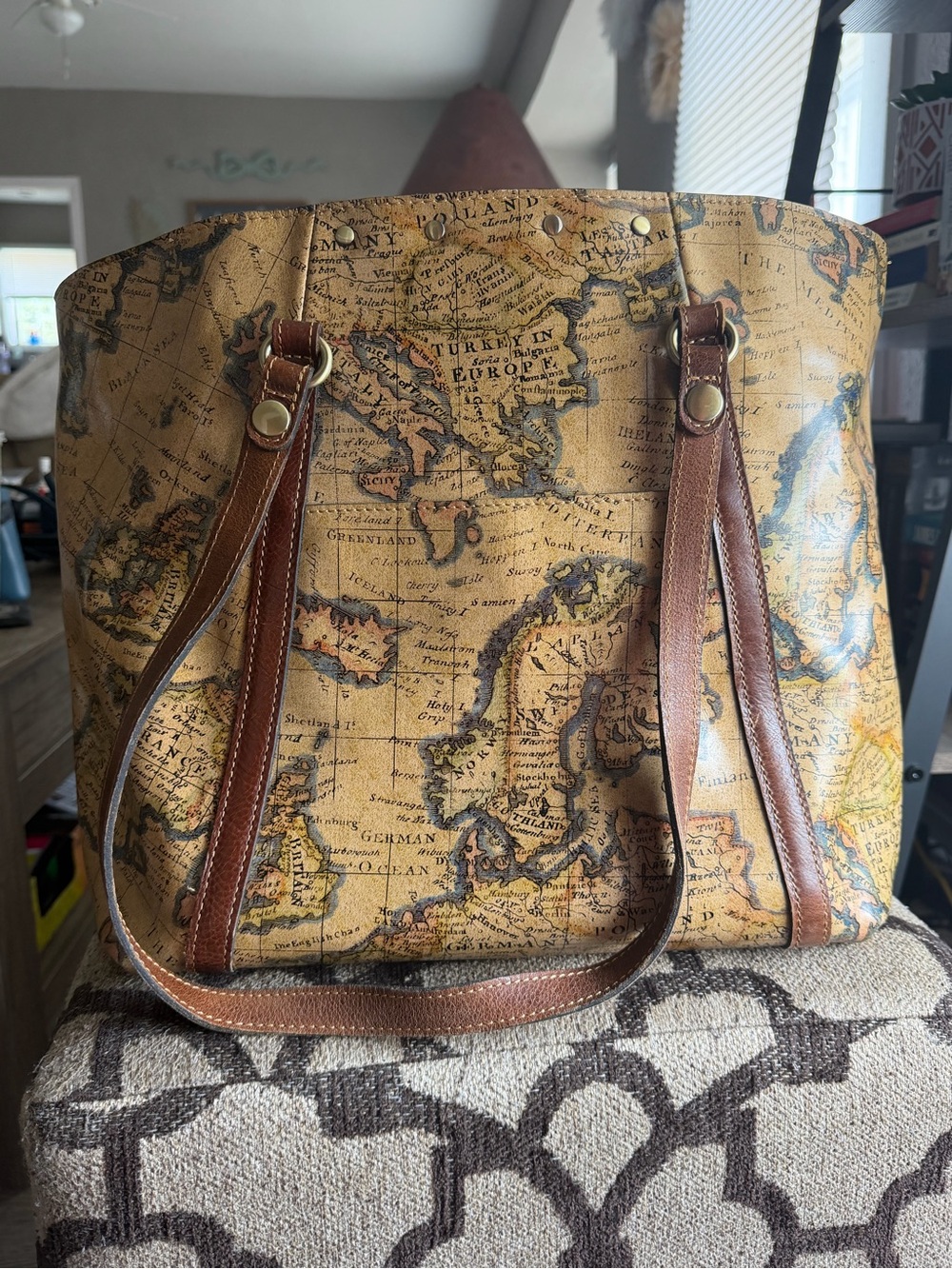 Patricia Nash European Map Collection Tote - Picture 3 of 10